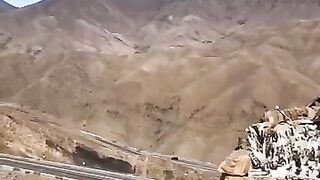 تيشكا طريق مراكش ورزازات المغرب