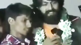 Actors Fans के साथ केसा Behave करते हैं ll #shorts #ytshorts #viral.