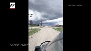 Much of central US faces severe thunderstorm threat, possible tornadoes.