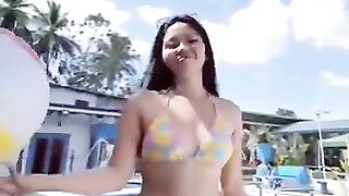 Bikini dance 36