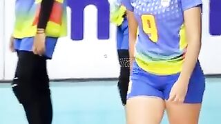 Adinda Indah mirip timnas Turky wajahnya