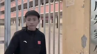 Teacher, do you still remember me?
