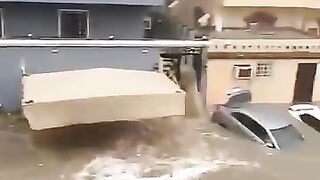 Dubai weather update to much raining