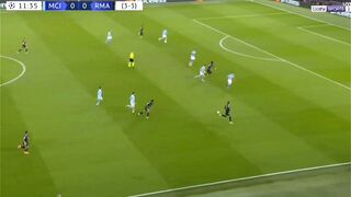الهدف الأول للريال على مانشستر في الدقيقة 12