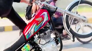 Naeem jutt ???? #youtube #bike #stunt.
