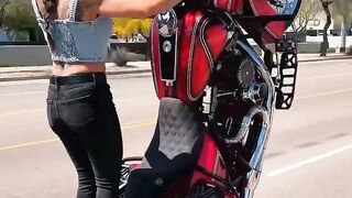 Girl fun with heavy bike ????#shorts #febspot