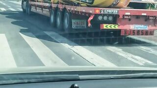 delivery of cars by truck
