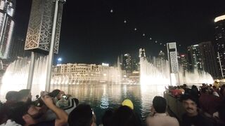 Dubai Dancing Fountain