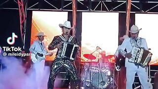 #Lo que se escucha en florián Santander ????????