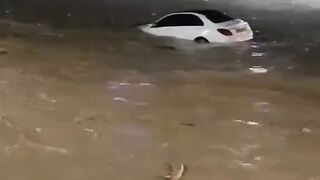 Dubai city was fully flooded and the government announced emergency in Dubai today #dubai #flood #disaster DISASTER