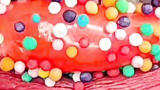 New asmr sounds eting marshmallow relaxing أصوات جديده حلوى المارشميلو تبعث على الاسترخاء