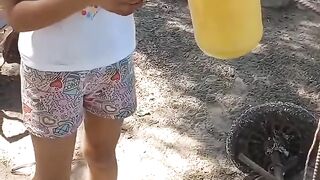 Little kid shows how to get connection in the deep chaco, Argentina