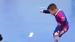 The most talented small boy player