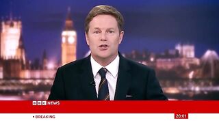 Iran sanctions: US and UK extend measures against Tehran | BBC News