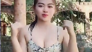 Bikini dance 52