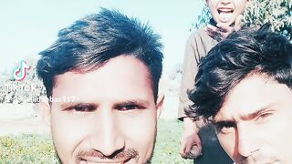 Khalid   the video Khubsurat Andaaz mein