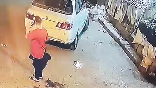 Bro wards off robbers without even making a face.