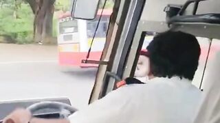 volvo bus incredibly Turning in dangerous hairpin bend turn #volvo #shorts #touristcarexplorer