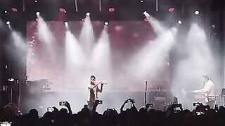 feel the song  ,????????????????