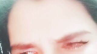 If you love my eyes subscrib to my channel
