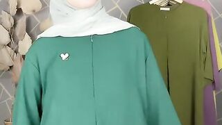 Elegant Green Dress Styles for Hijabi Women"