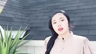 Beautiful Women in Stunning Outfits