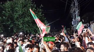 When Sher Afzal Marwat reached the stronghold of PML-N, suddenly who got a  in the car, then see for yourself what happened.