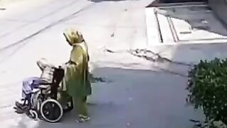 کھایا ہے کہ تو کلمہ گو ہے اور جنت میں جاۓ گا????*