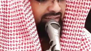 تلكءاياتالله نتلوها عليك بالحق وانك لمن المرسلين