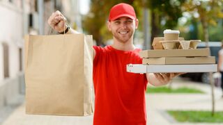 I worked as a delivery representative in America (Uber Eats)