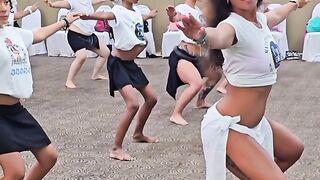Shake your body ????