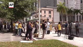 Florida law discriminates against Chinese nationals trying to buy homes, attorneys argue.