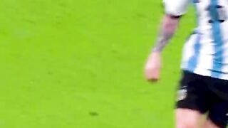 Impossible Goal by Leo Messi Against MEXICO