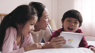 "Family Fun: Mom & Kids' Adventures"