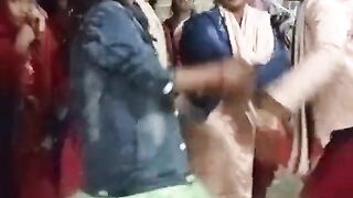Bangla Dance