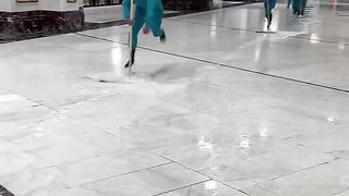 Cleaning Masjid al Haram Makkah shareef #safamarwa #islamicvideo #subscribetomychannel plz????????????????????.