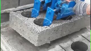 New Energy Vehicle Sheet Metal Coating Wave Pattern Glue Machine