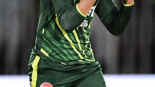 Muhammad Amir back in Pakistan team and take two wickets against New Zealand