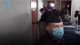 В НАВЕЧЕРИЕТО НА ОЛИПИАДАТА ПОЛИЦИЯТА В ПАРИЖ ГОНИ НЕЛЕГАЛНИТЕ ЕМИГРАНТИ