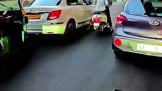 Ladai Ho Gayi ???? Car Bale Ko Mar Diya