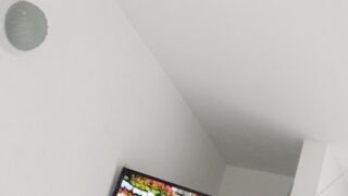Viendo la santa misa del día domingo