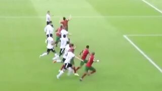 Ronaldo 200 IQ Passes --(1080P_HD).