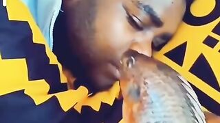 So funny video just watch, please i need 1000 view and subscribe, I promise to subscribe back please