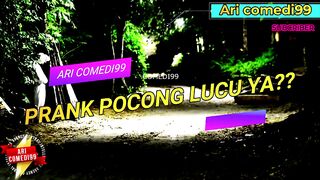 Prank pocong bikin senang penonton !! sangat lucu asli indonesia