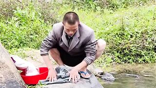 Wash clothes man funny ????