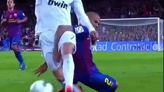 Ronaldo-and-Pepe-bond