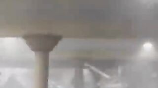 Dubai mein Allah ka kahar