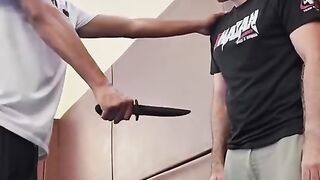 الدفاع عن النفس????????