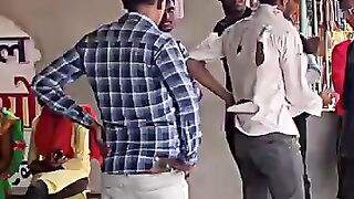 Dost Nahi Bhai Hai ????????