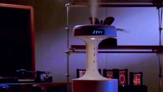 Anti-Gravity Humidifier